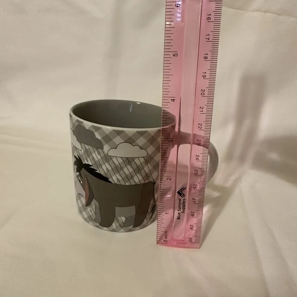 Eeyore Mug (Disney) - Picture 4 of 7